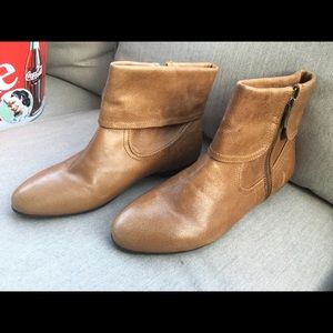 Chinese Laundry ankle boots